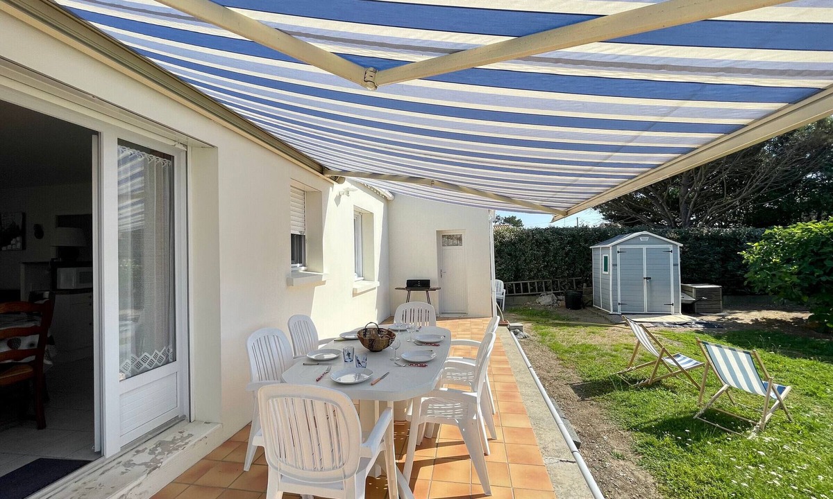 Bretignolles-sur-Mer House | Cozy Seaside House with Garden, WiFi, 300m to Beach
