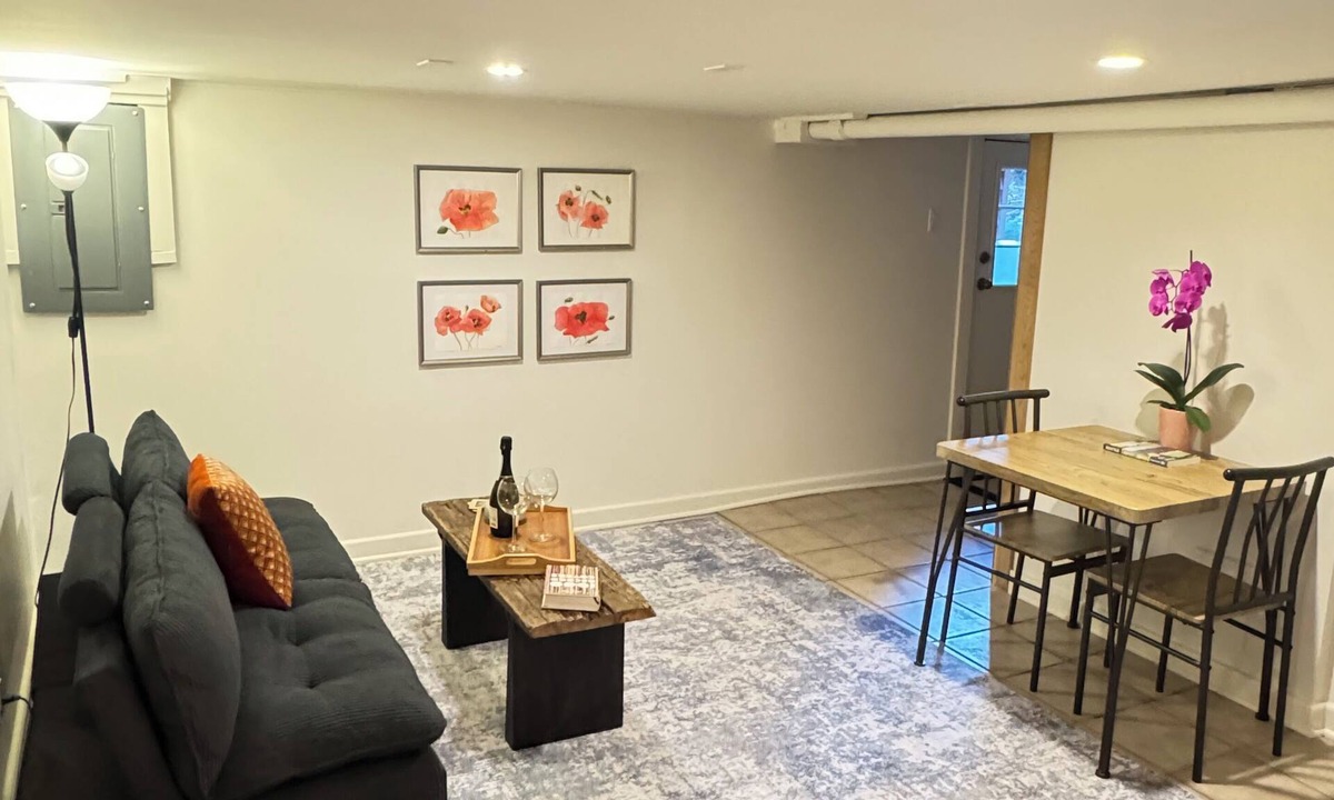 Phinney Ridge House | Cozy Seattle Retreat w/Private Sauna in Ballard