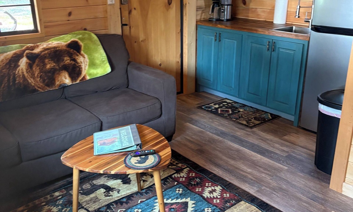 Sweetwater Cabin | Cozy serene cabin,Away from it all yet close to everything.