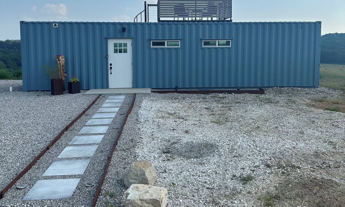 King's River Township House | Cozy Shipping Container Home with River View near Eureka Springs