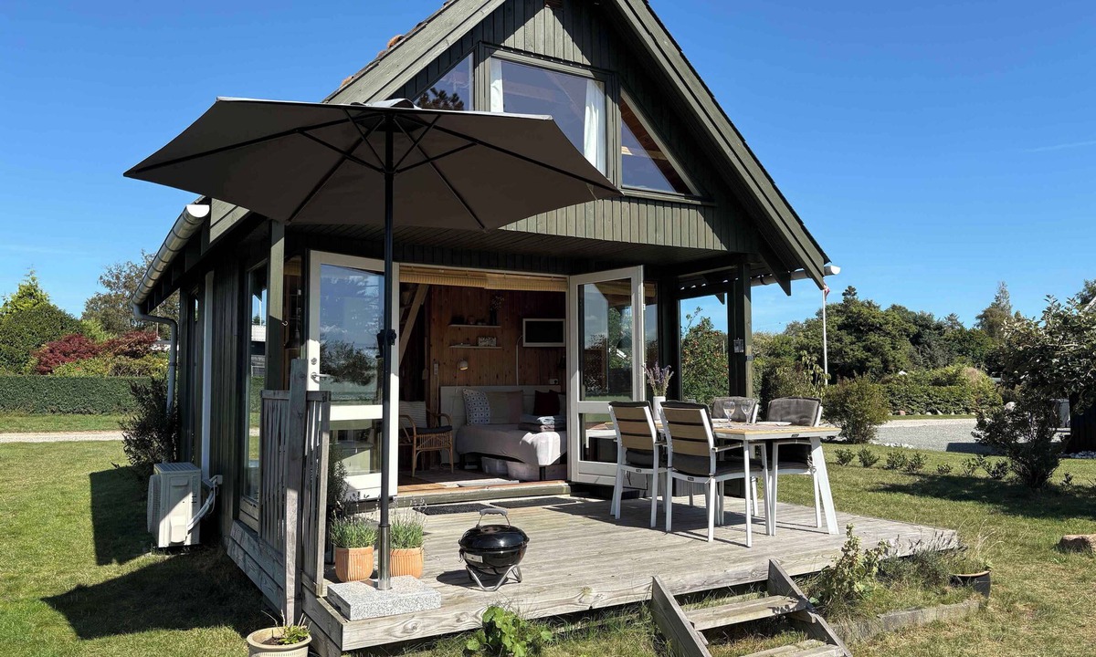 Kegnæshøj Cottage | Cozy small holiday home with sea view
