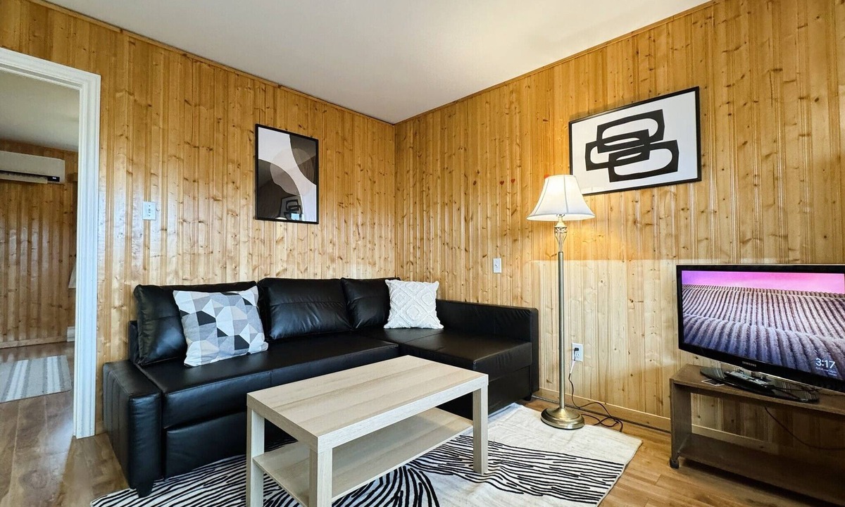 Boularderie Ski Chalet | Cozy spacious chalet, On Cabot trail, 8min to Baddeck | Unit 10@ The Great Cabot