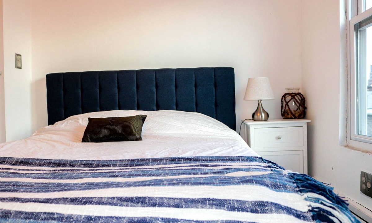 Gowanus Apartment | Cozy & Spacious Duplex w/patio