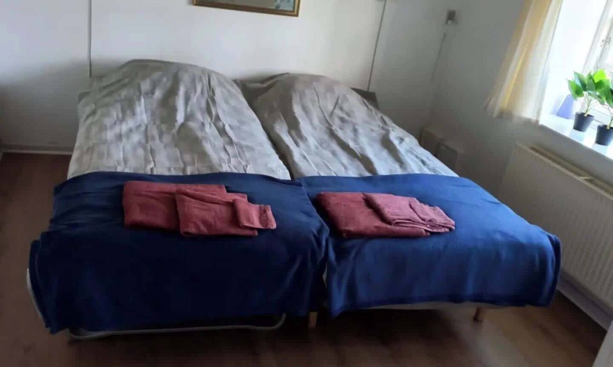 Vojens House | Cozy & Spacious Rooms for 4 Single Beds