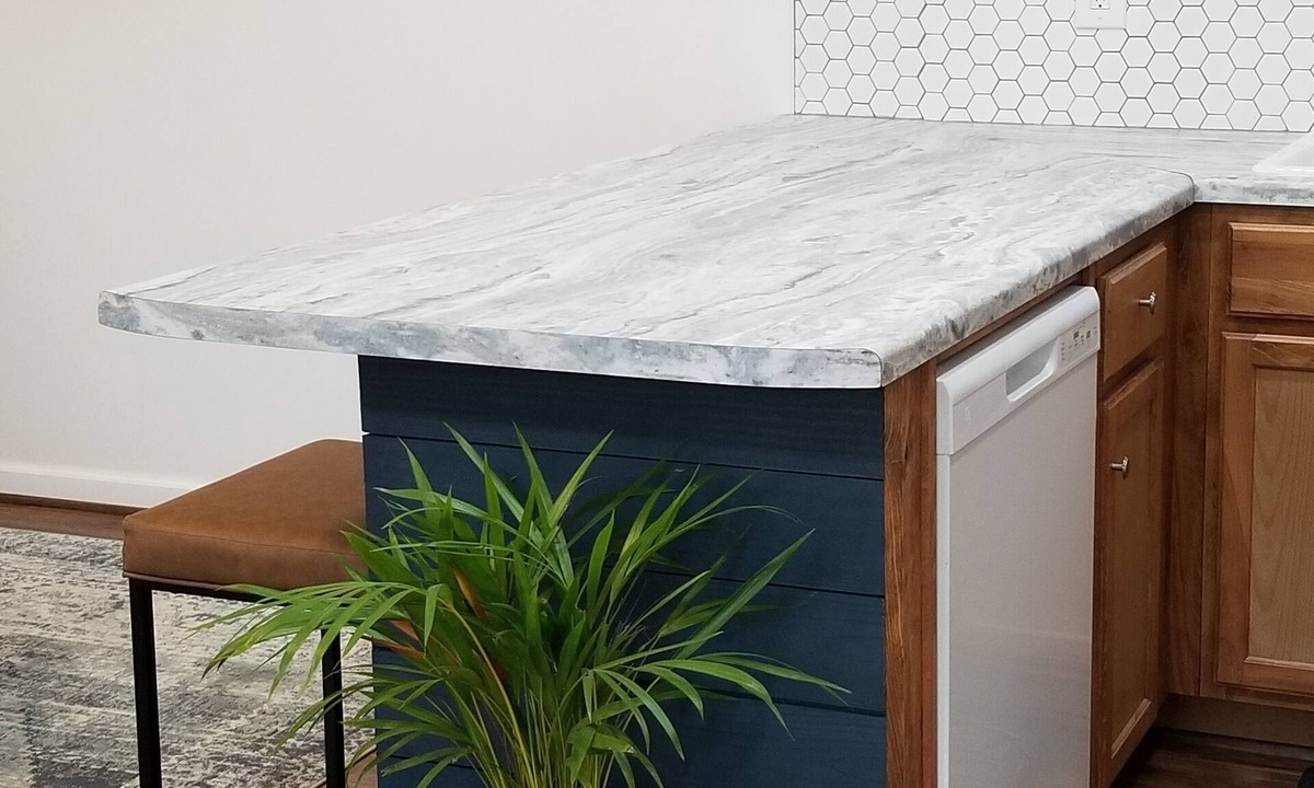 Phenix City Ski Chalet | Cozy, spacious tiny home with porch and BBQ