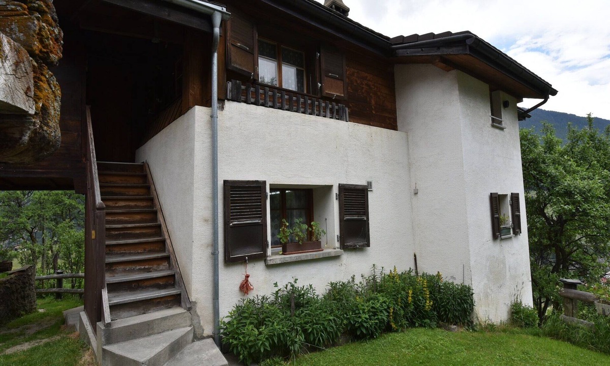 Grengiols House | Cozy Stay near Aletsch