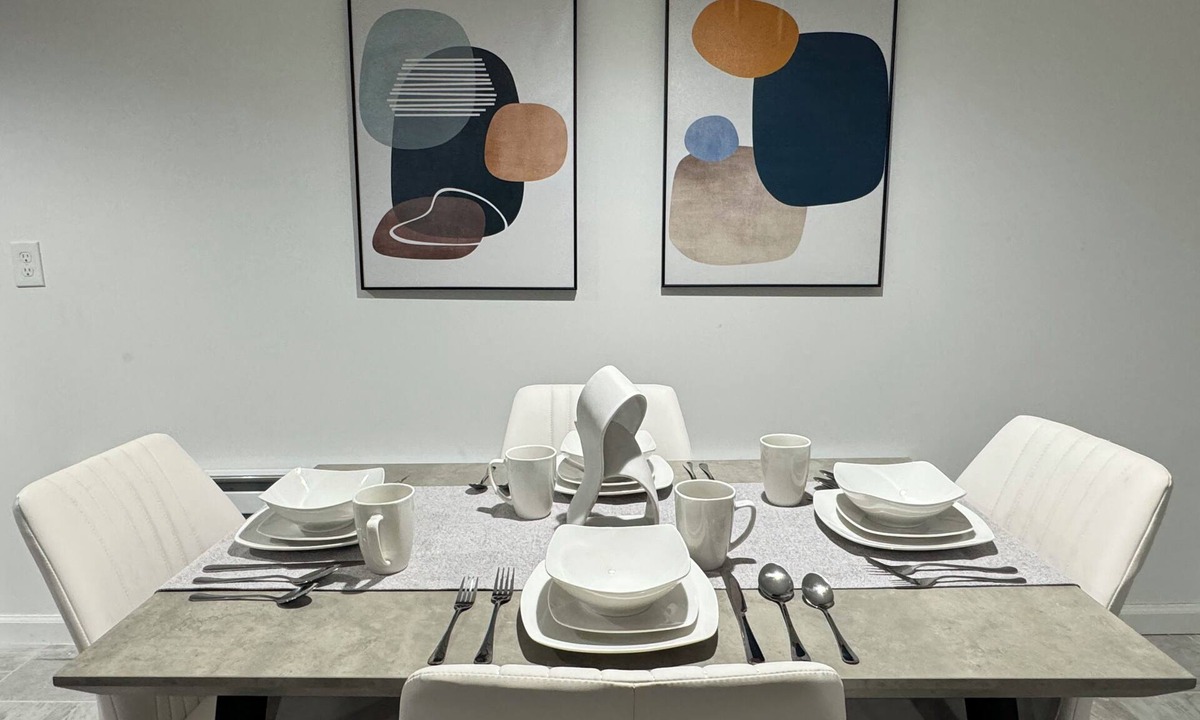 Irvington Apartment | Cozy Stay, Near Newark Airport & NYC – 10 Min to EWR, 30 Min to Manhattan!