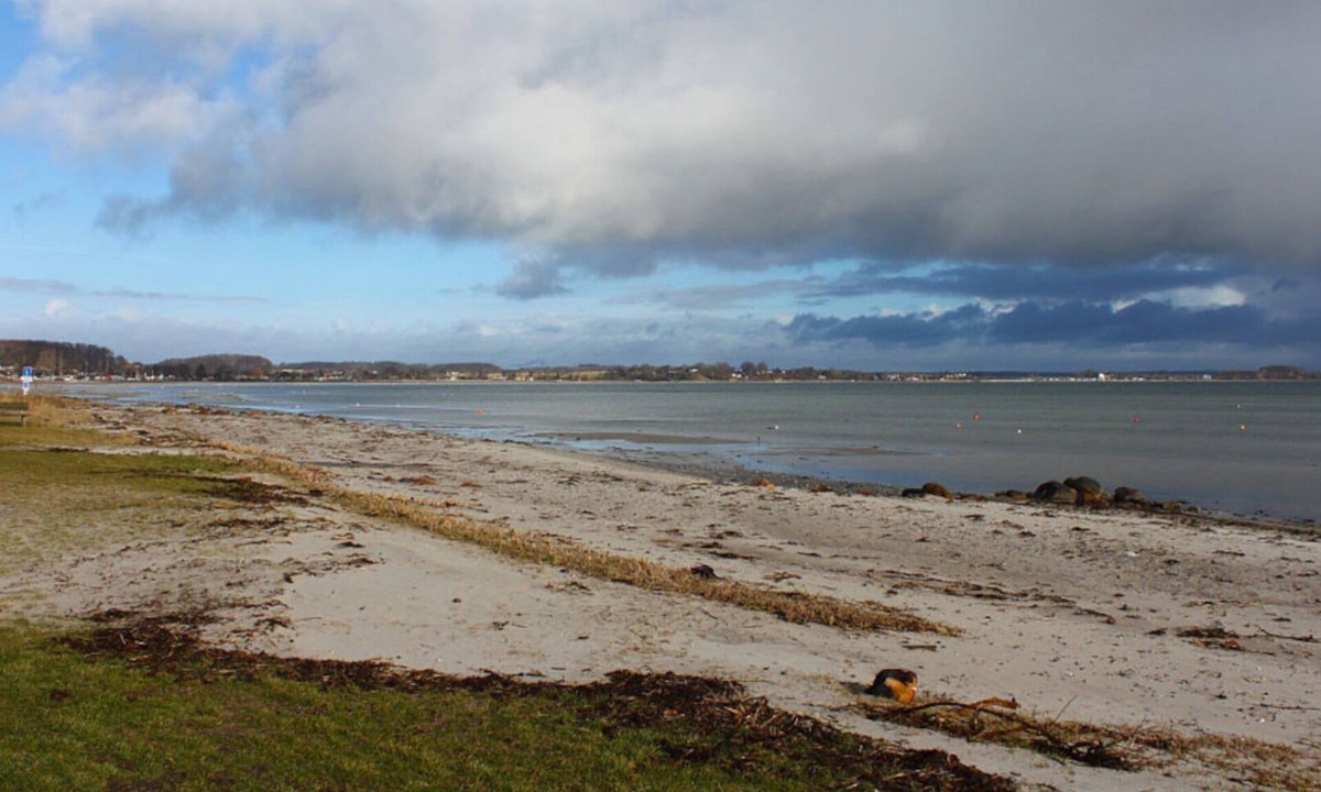 Sonder Stenderup House | Cozy stone holiday home in the immediate vicinity of the beach