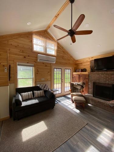Lanesborough House | Cozy stream-side cabin