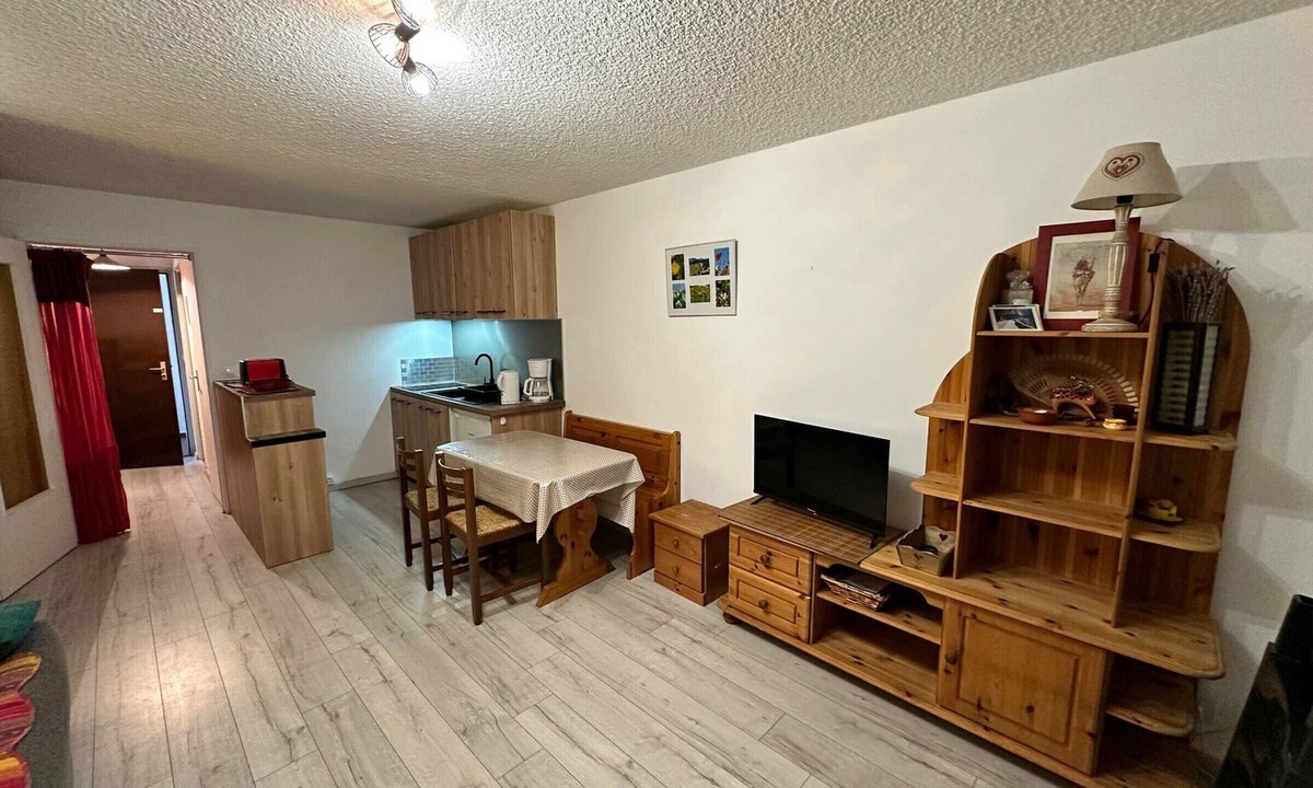 Correncon-en-Vercors Apartment | Cozy studio in Corrençon, shuttle at doorstep