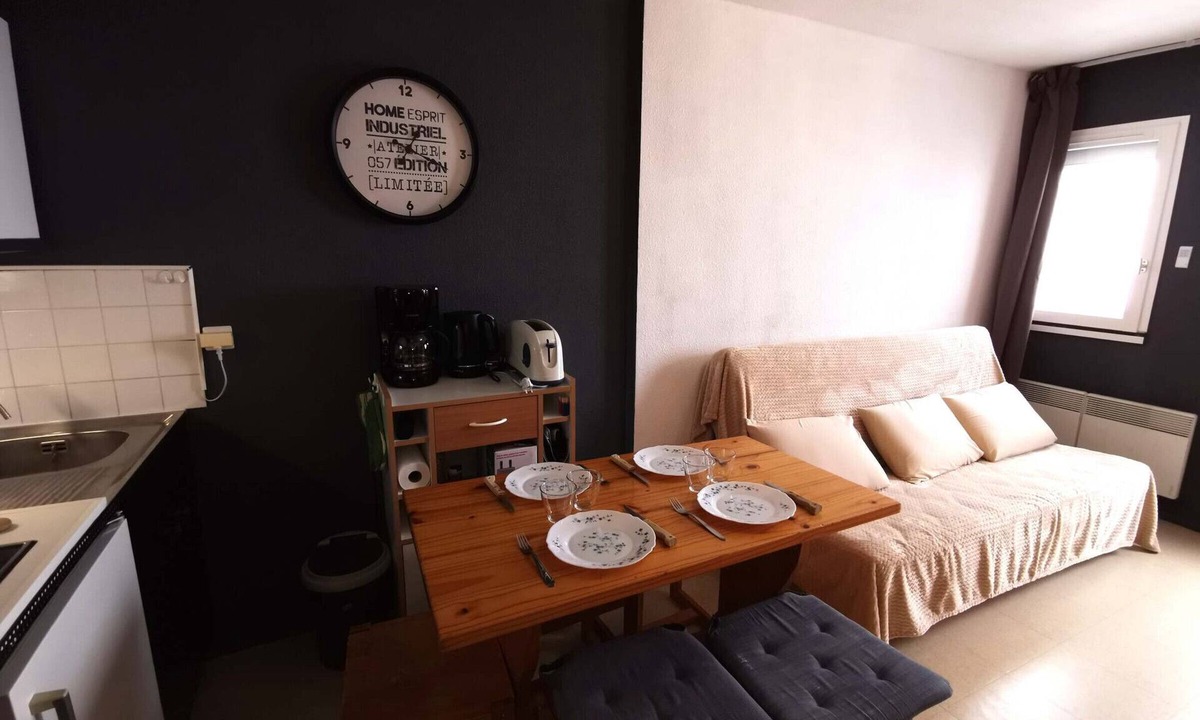 Prapoutel Apartment | Cozy studio 3rd floor, valley view, ski-in/ski-out