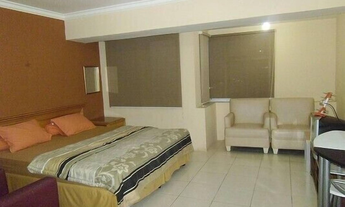 Pinang Apartment | Cozy Studio Apt w Great Location-GWR2910