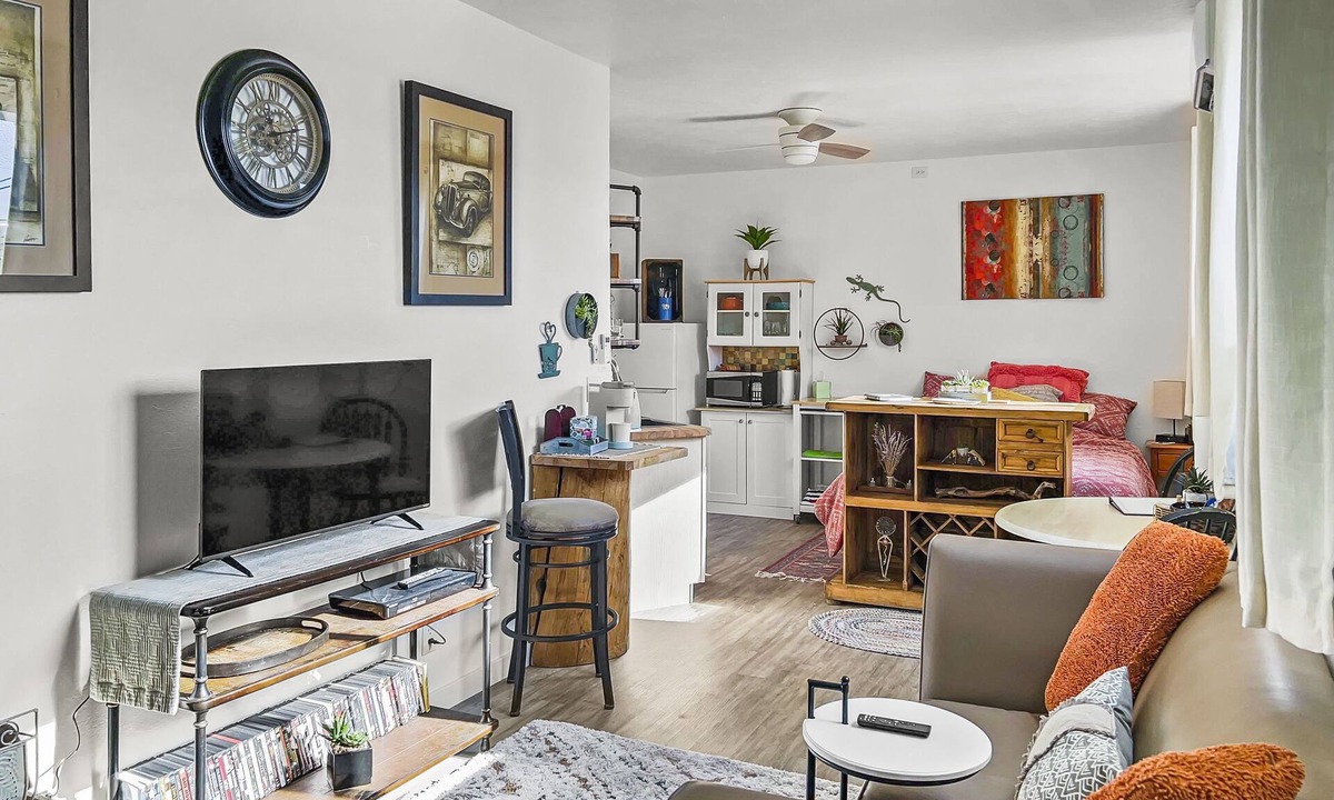 Grand Junction Apartment | Cozy Studio | Hiking & Biking Access | Pets Welcome