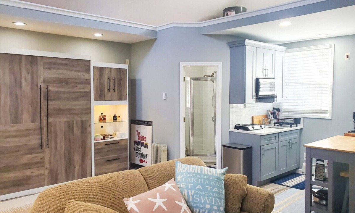 Amityville Apartment | Cozy Studio in Amityville