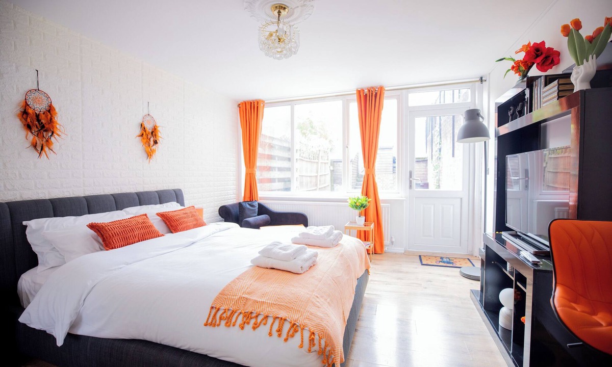 Cathedrals Apartment | Cozy Studio in Central London