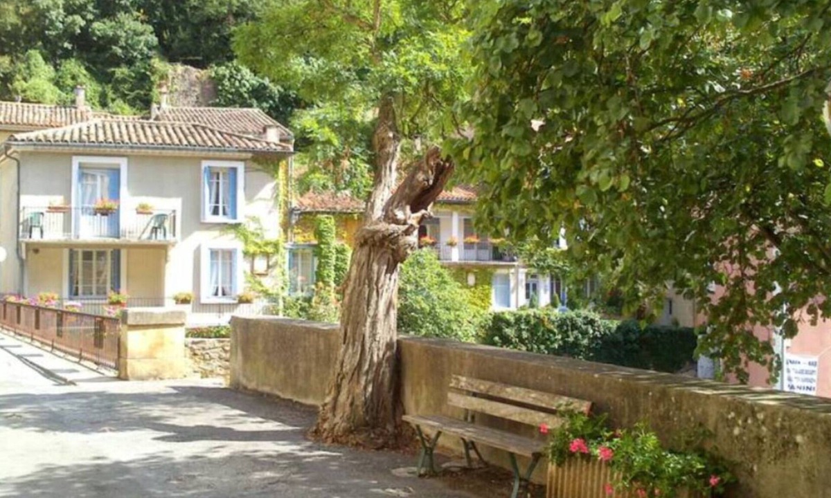 Rennes-les-Bains Apartment | Cozy Studio in Rennes-les-Bains