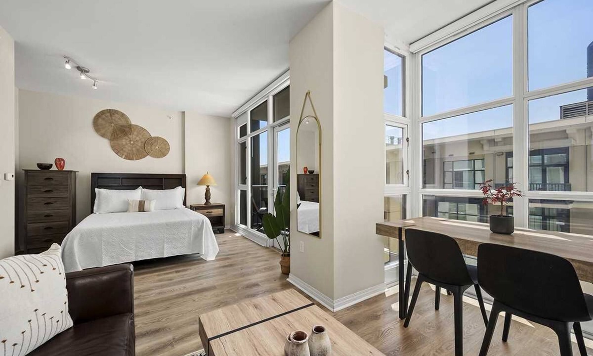 Gaslamp Quarter Apartment | Cozy Studio in the Gaslamp