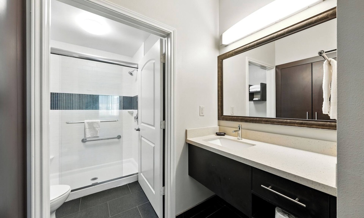 Chinatown Apartment | Cozy Studio Near Chinatown Food Hotspot Great Value