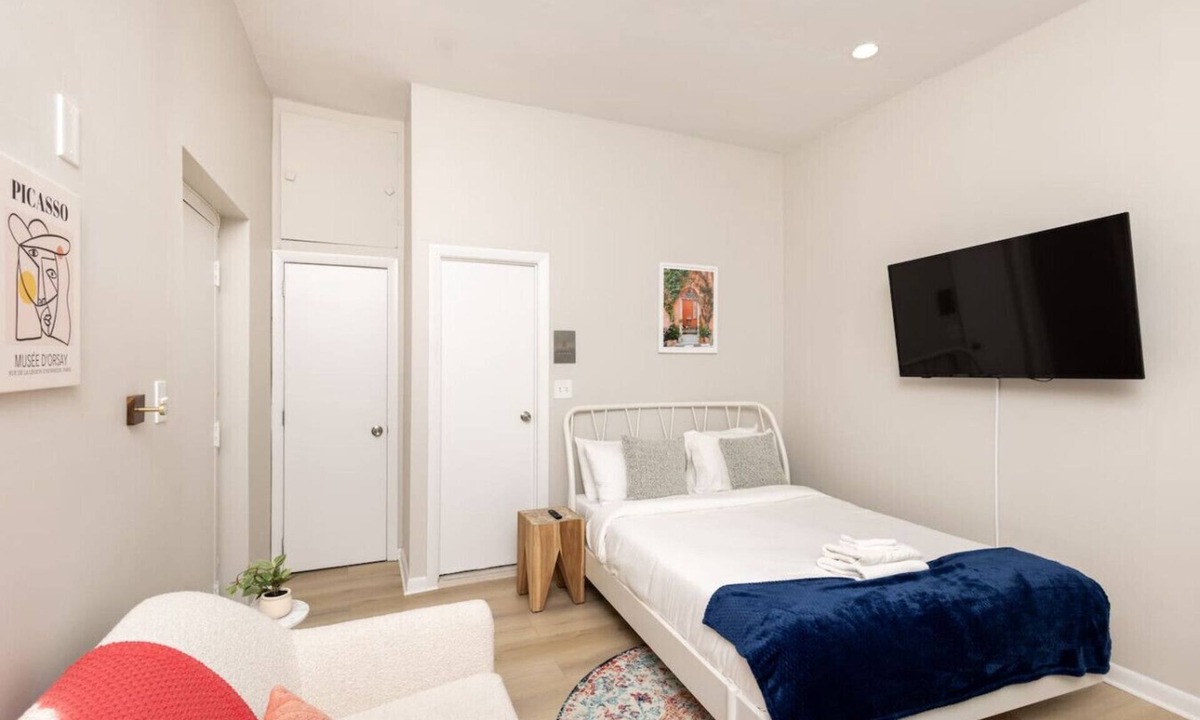Prudential - St. Botolph Apartment | Cozy Studio near Prudential Ctr
