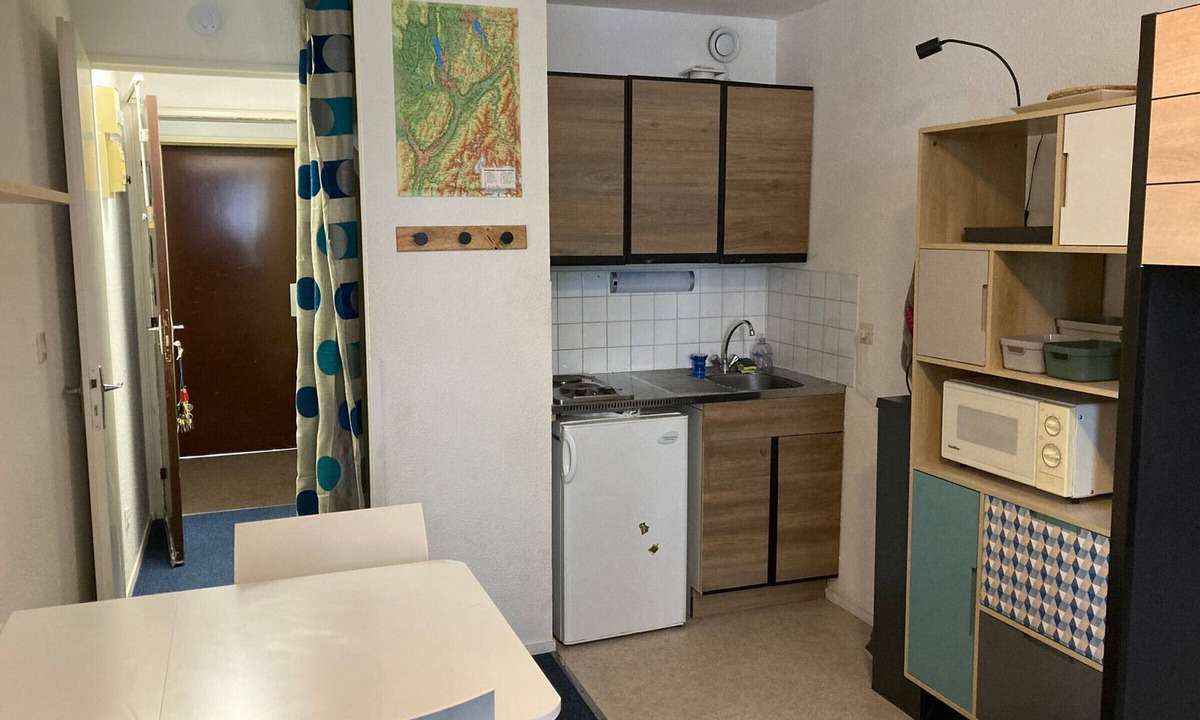 Le Pleynet Apartment | Cozy studio on 6th floor with piste access - Le Pleynet