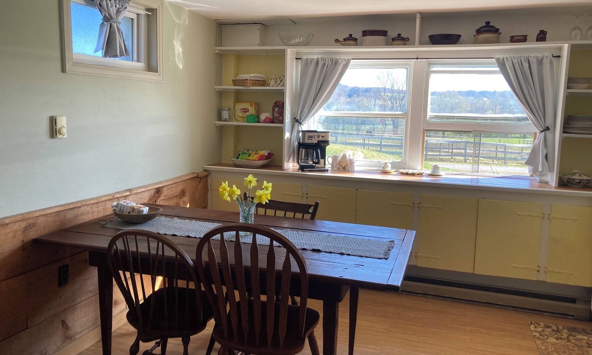 Buskirk Apartment | Cozy studio on an active horse farm in a beautiful country setting