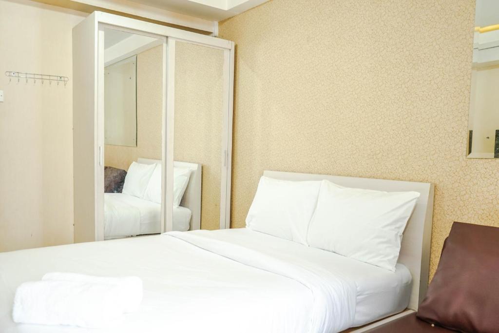 Pancoran Apartment | Cozy Studio Room Kalibata City Apartment By Travelio