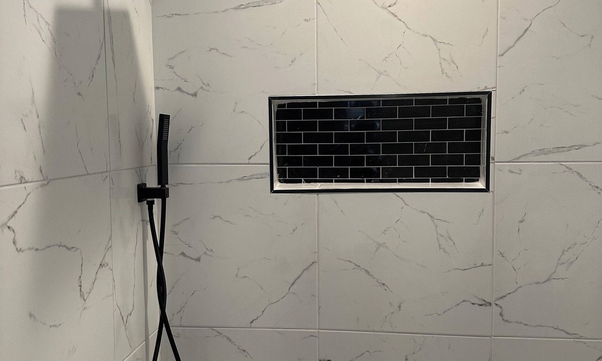 Clinton Apartment | COZY STUDIOS