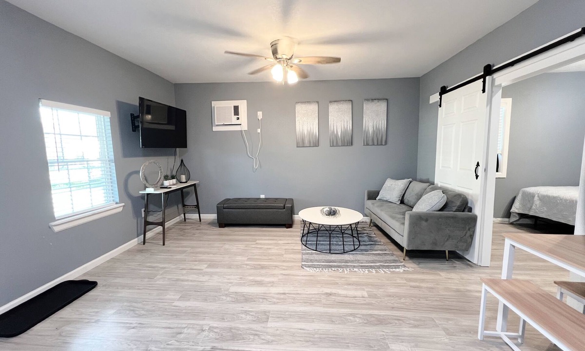 Lakeview  Jefferson County Apartment | Cozy ,stylish home duplex !