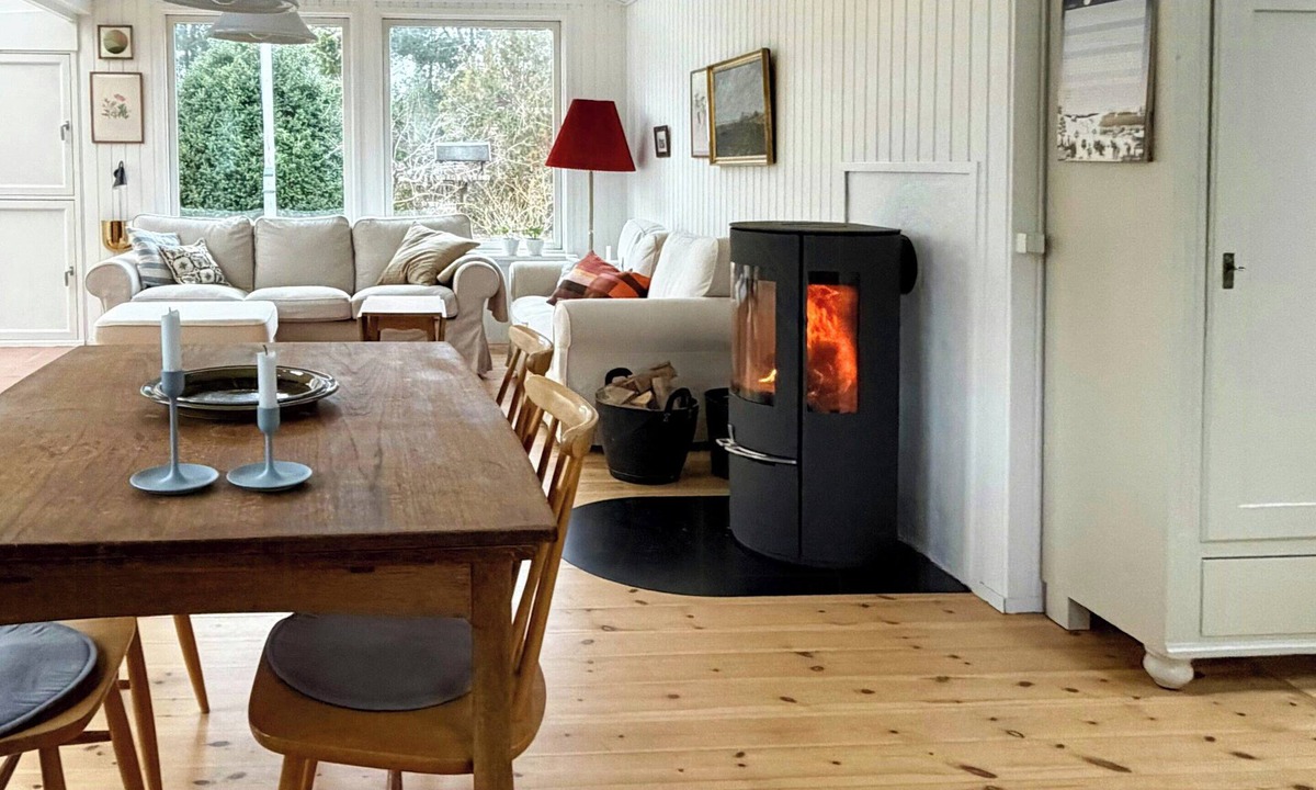 Hoeve Strand House | Cozy summer house with greenhouse near Høvestrand