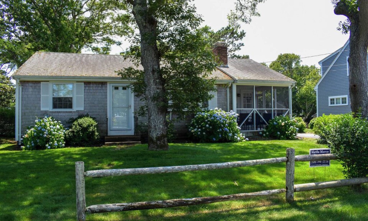 Dennis Port House | Cozy three bedroom home with updated eat in kitchen