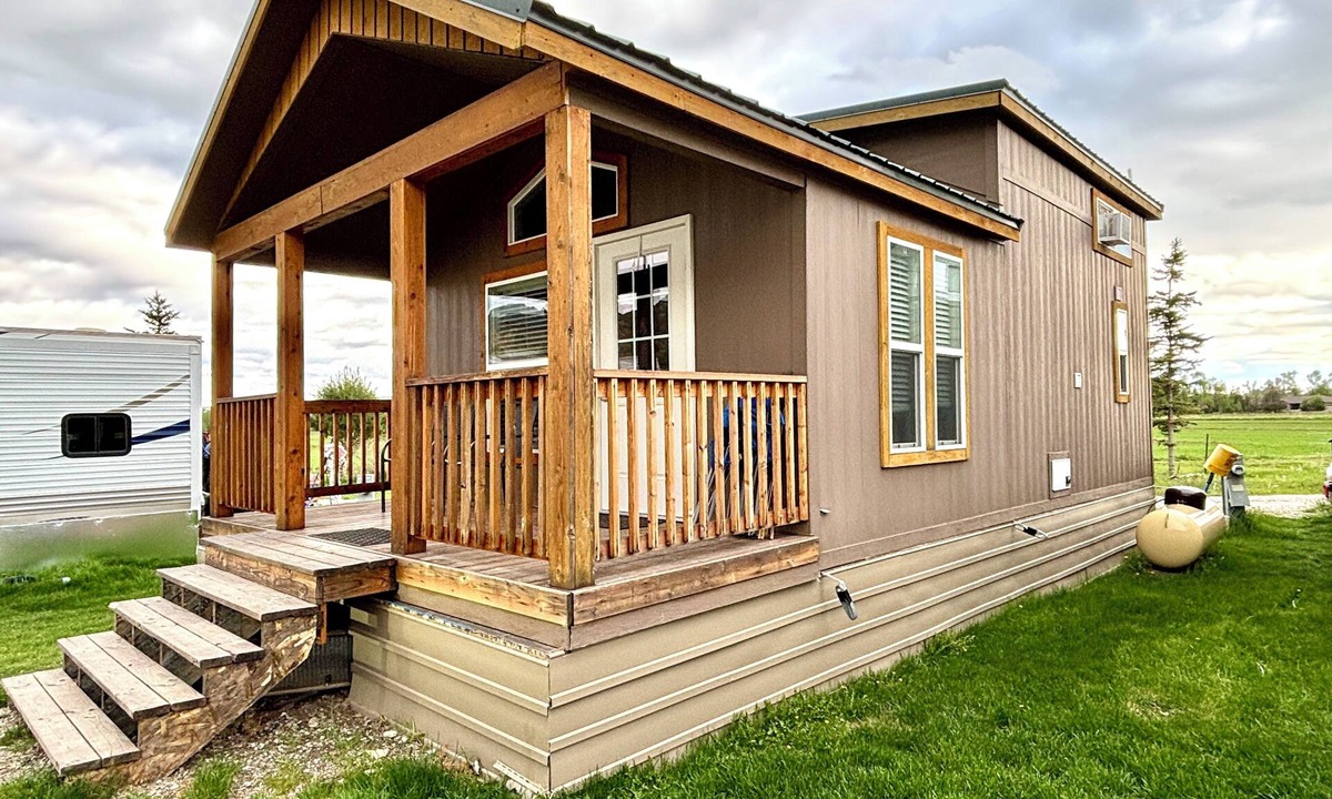 Heise Cabin | Cozy Tiny Home Cabin by Hot Springs, Zip Line, Golf!