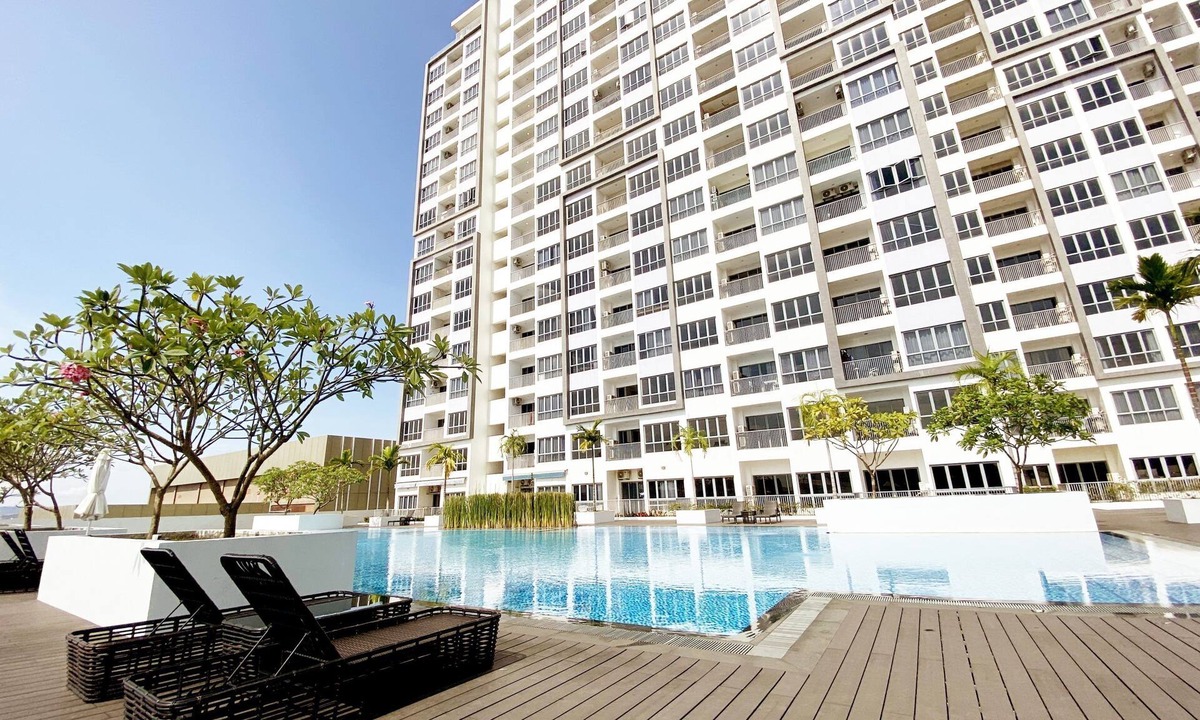 Batam Condo | Cozy Two Bedroom Condo With Swimming Pool | HarbourBay Residences | Wi-Fi