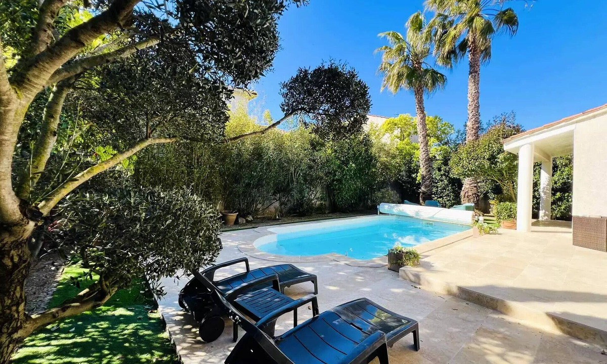 La Grande-Motte Villa | Cozy Villa - Houses & Villas for 8 People
