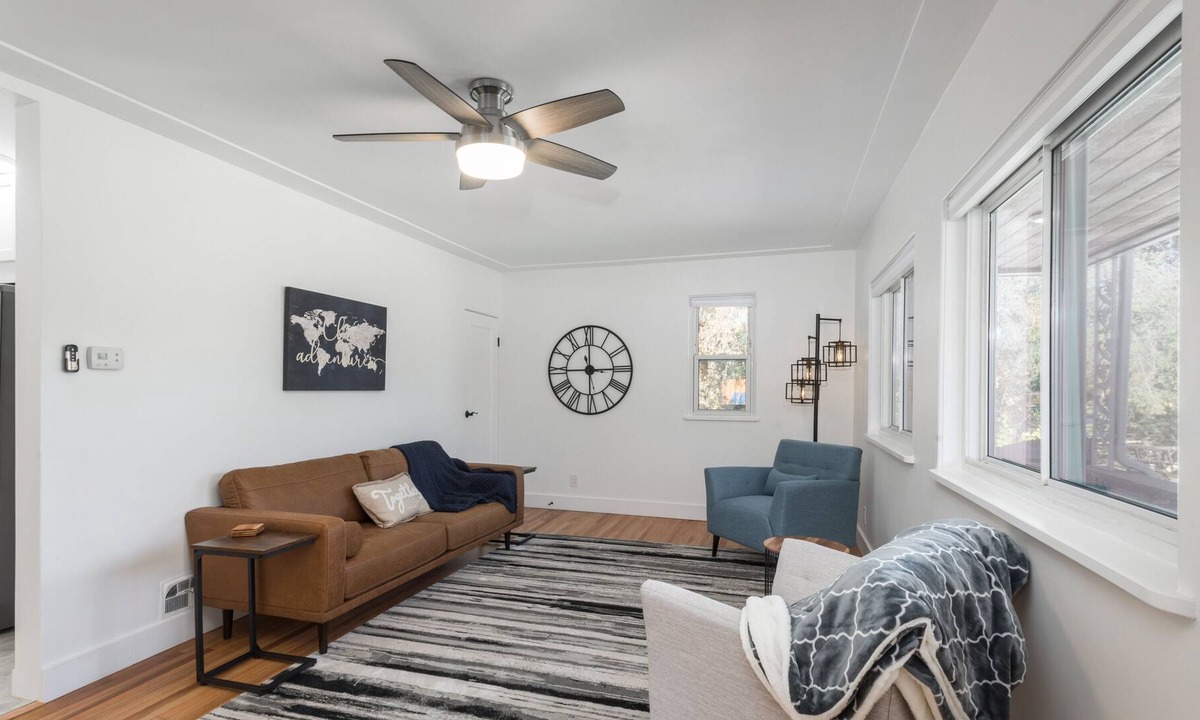 Wheat Ridge House | Cozy WagonWheel home