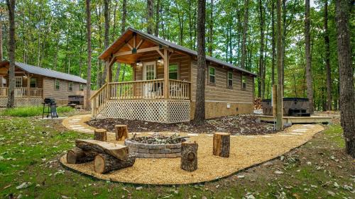 Mentone House | Cozy Woodland Cabin Escape for Families, Friends & Retreats in Mentone, Alabama