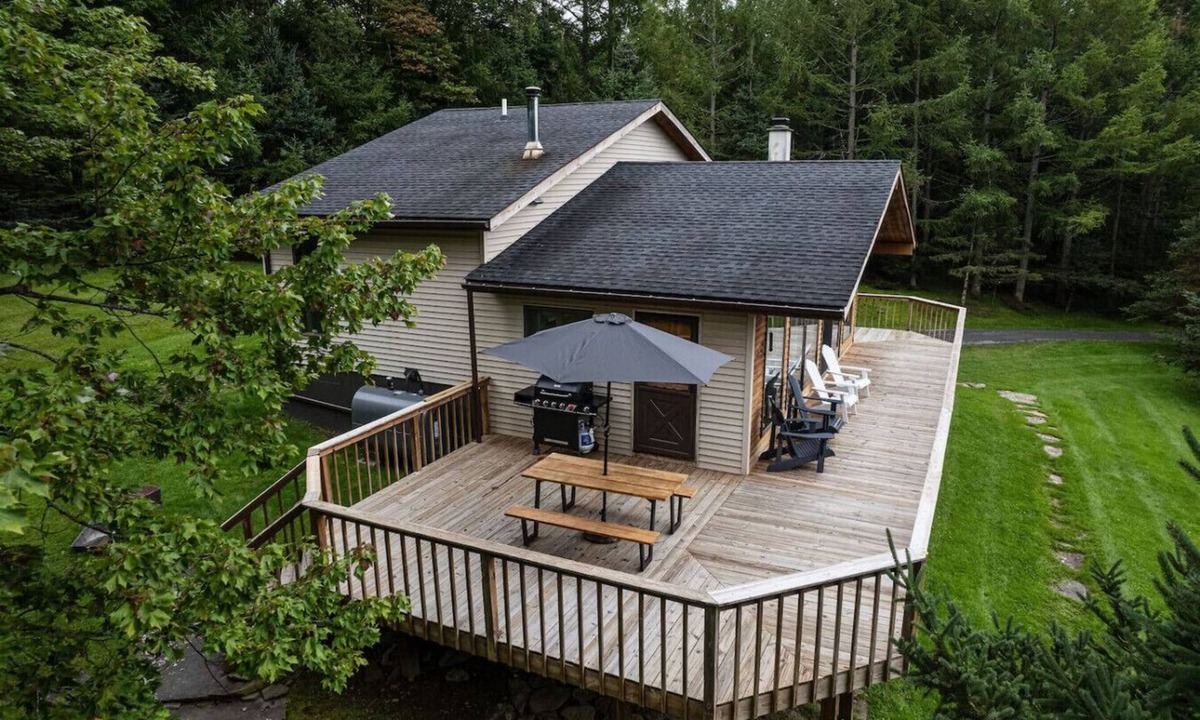 Franklin House | Cozy Woodland Hideaway – Peaceful Stay in a Charming Home