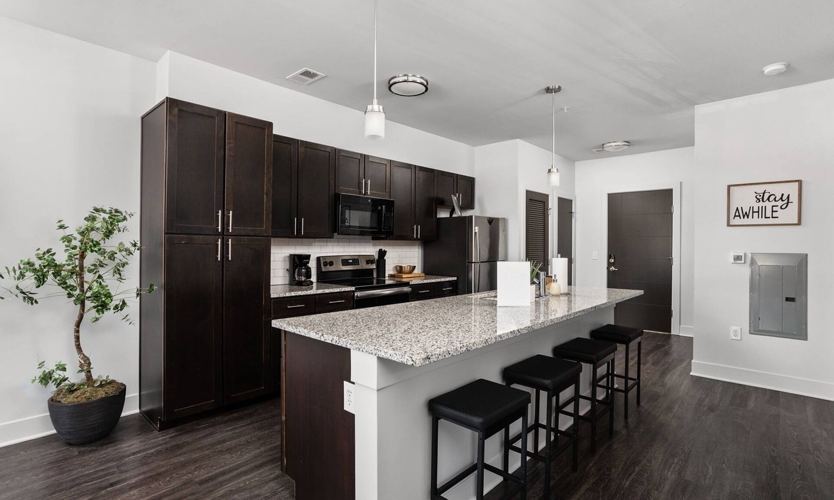 Indianapolis Apartment | CozySuites at Notch