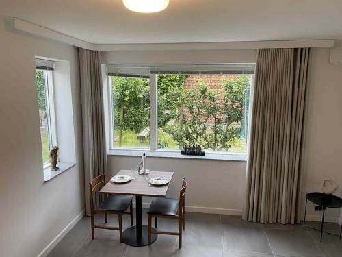 Kastrup Apartment | CPH Airport Suite - 1 min to train, 15 min to City Center
