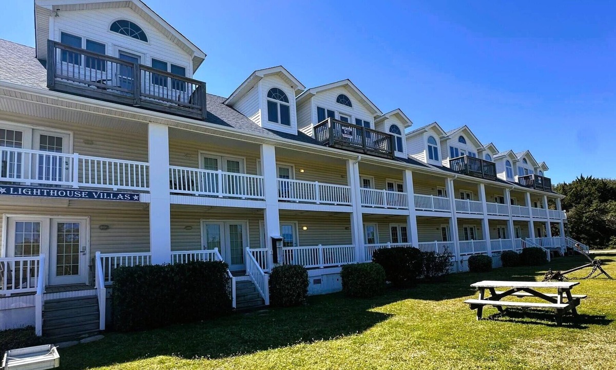 Ocracoke Condo | CR62: Wilson's Retreat