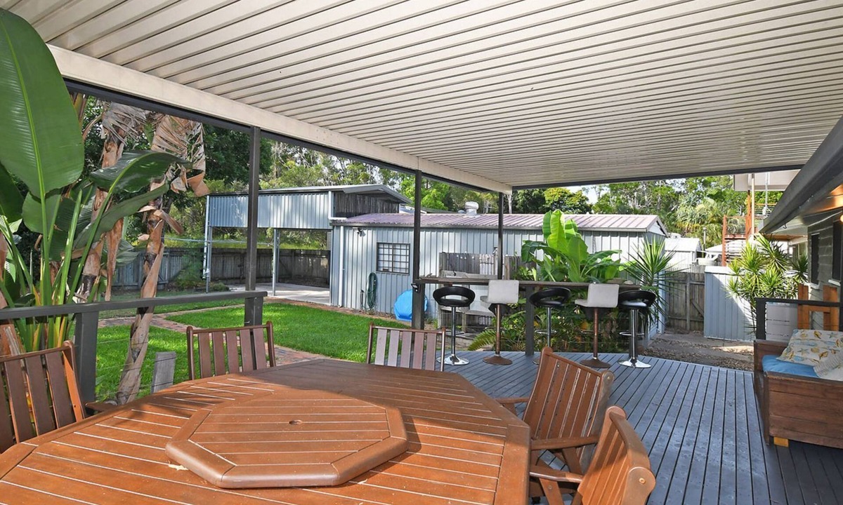 Toogoom House | Crab Shack on Moreton