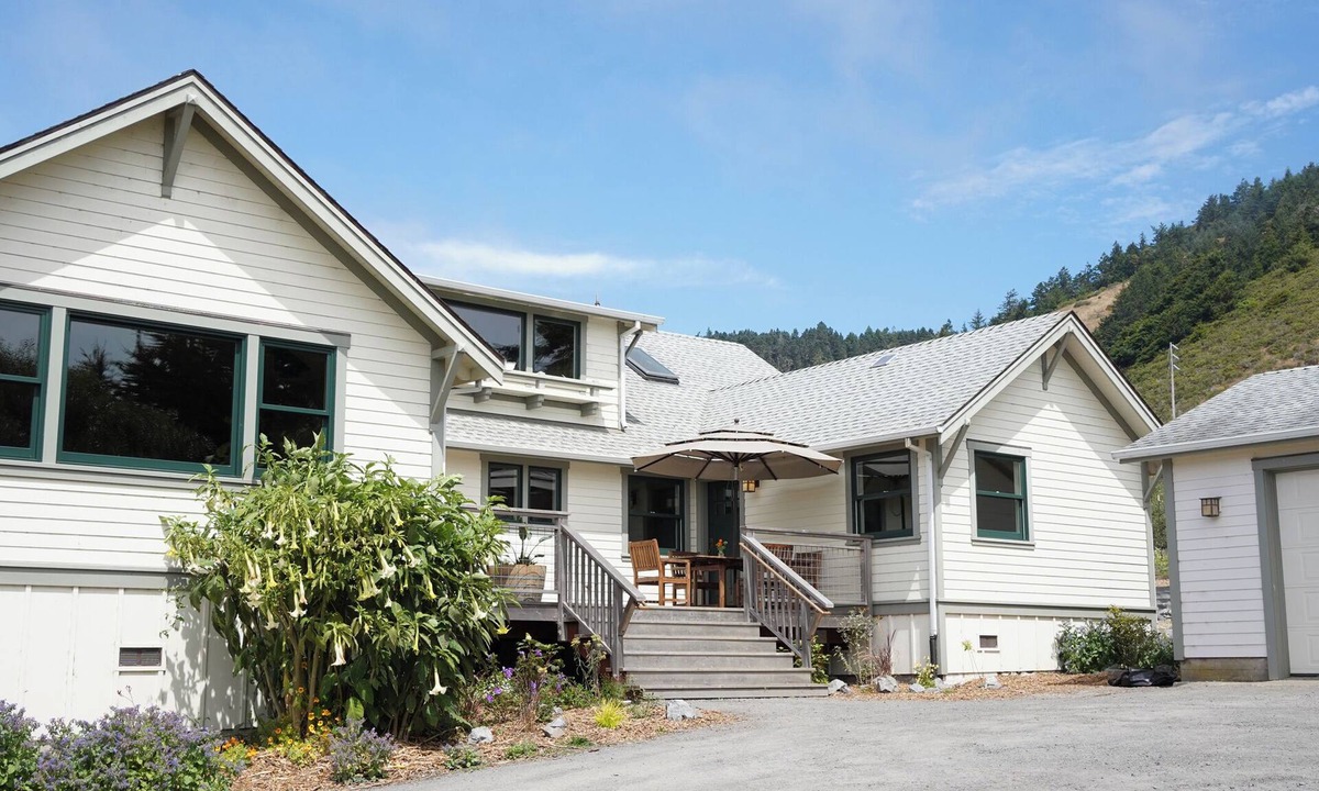 Manchester House | Craftsman by the Sea