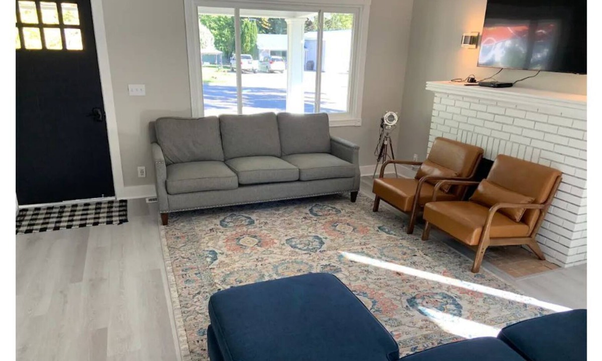 Paris House | Craftsman home -10 mins from North Shore Bear Lake