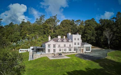 Menai Bridge House | Craig y Don