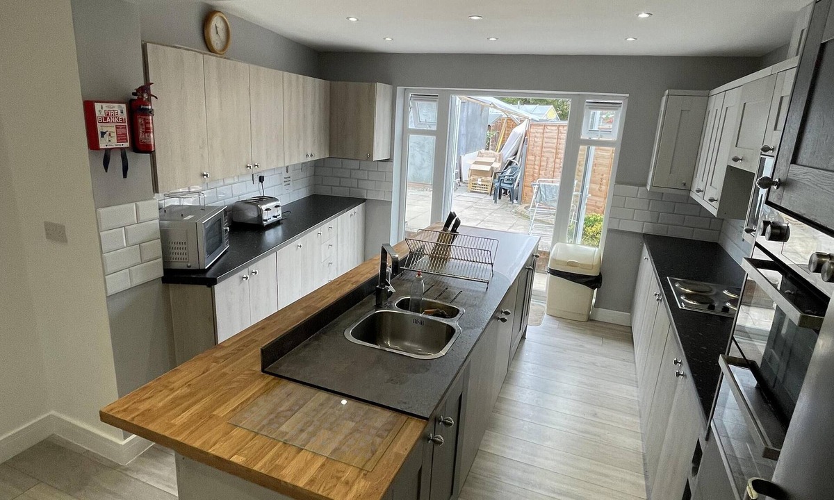 Barnt Green House | Cranmore Guest House