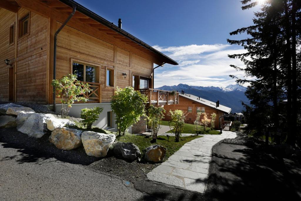 Randogne Ski Chalet | Crans Luxury Lodges