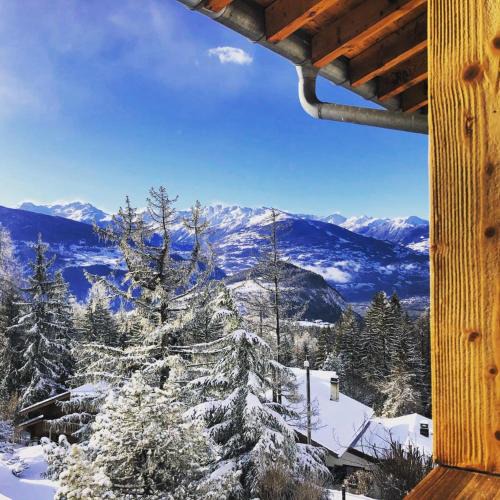 Lens Apartment | Crans-Montana Duplex Lodge