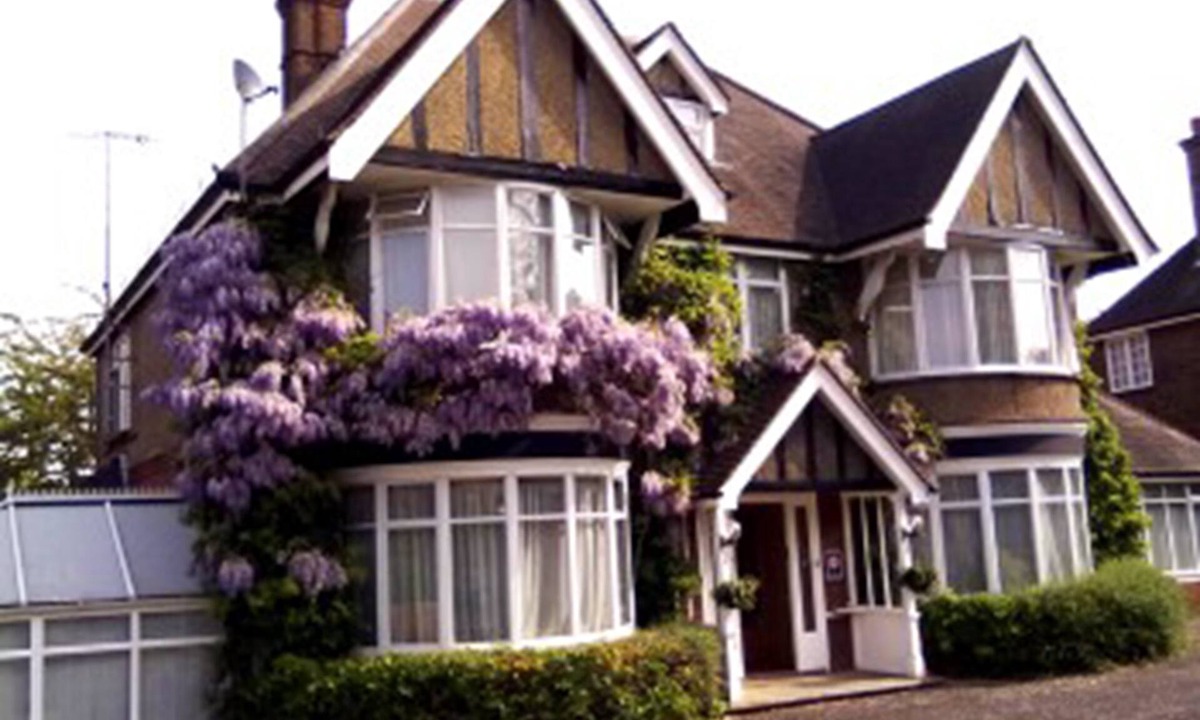 East Grinstead Bed & Breakfast | Cranston House