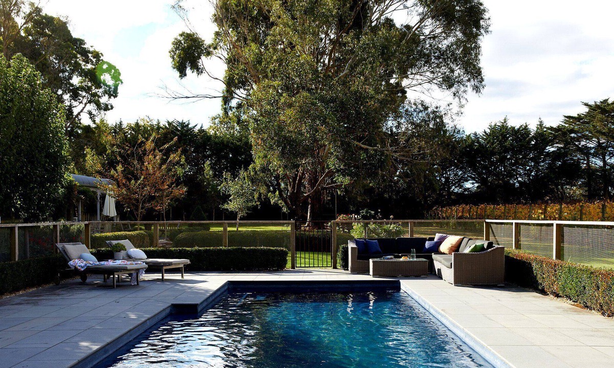 Hastings House | Creadon Homestead (Heated Pool)