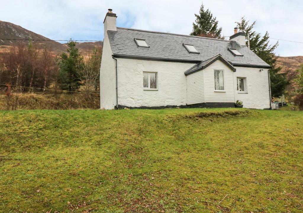Sallachy House | Creag Mhor Cottage