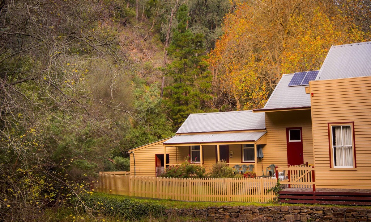 Walhalla Cottage | Creek Cottage